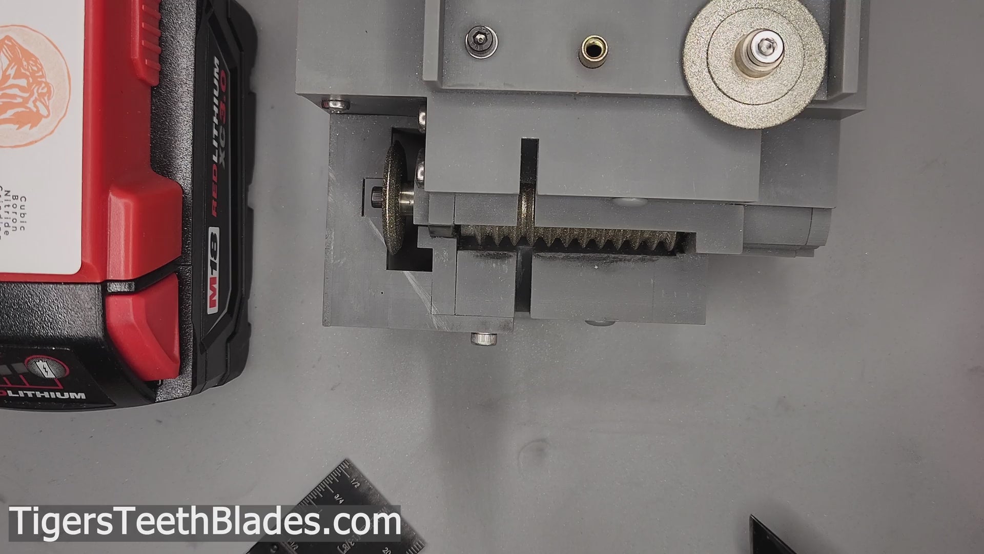 Load video: How to use the Tigers Teeth Blade Sharpener